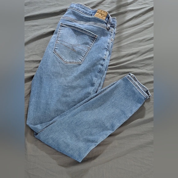 American Eagle Outfitters Super High Rise Jeggings - Picture 2 of 2